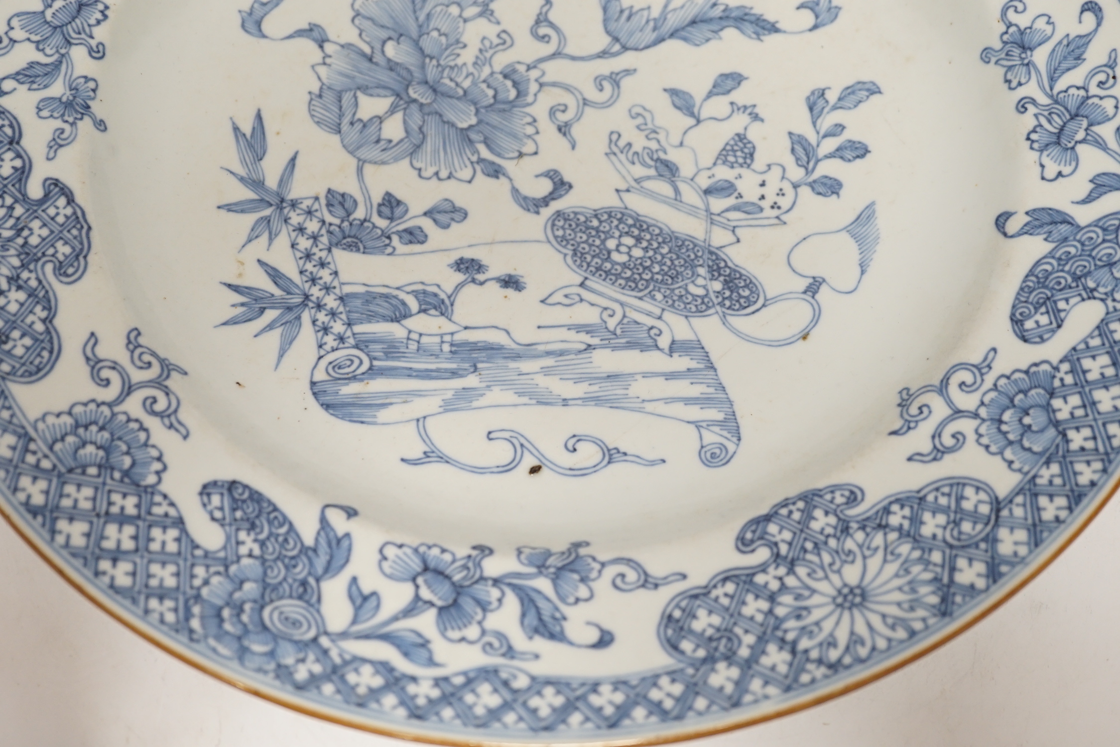 A Chinese blue and white dish, Yongzheng - Qianlong period, 35cm